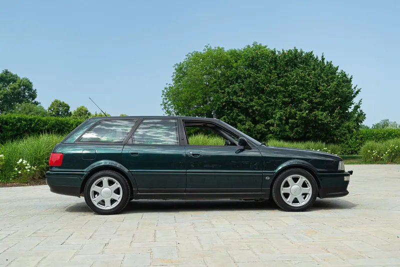 Audi S2 5