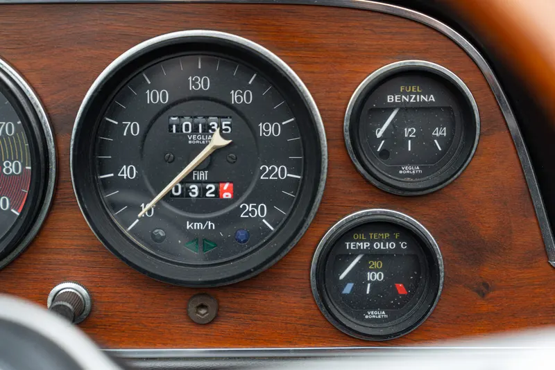 Fiat DINO SPIDER 2400 70