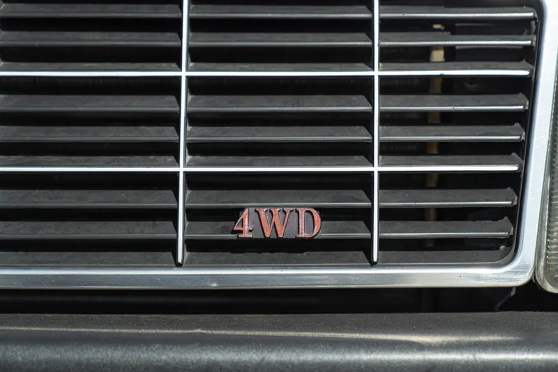 Y10  4WD 23