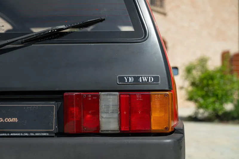 Y10  4WD 17