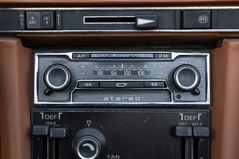 Mercedes-Benz SL 450 51