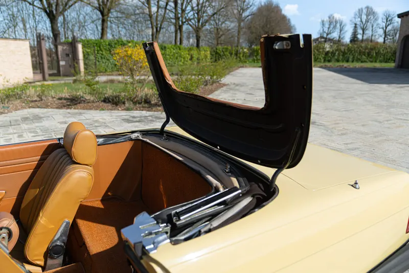 Mercedes-Benz SL 450 24
