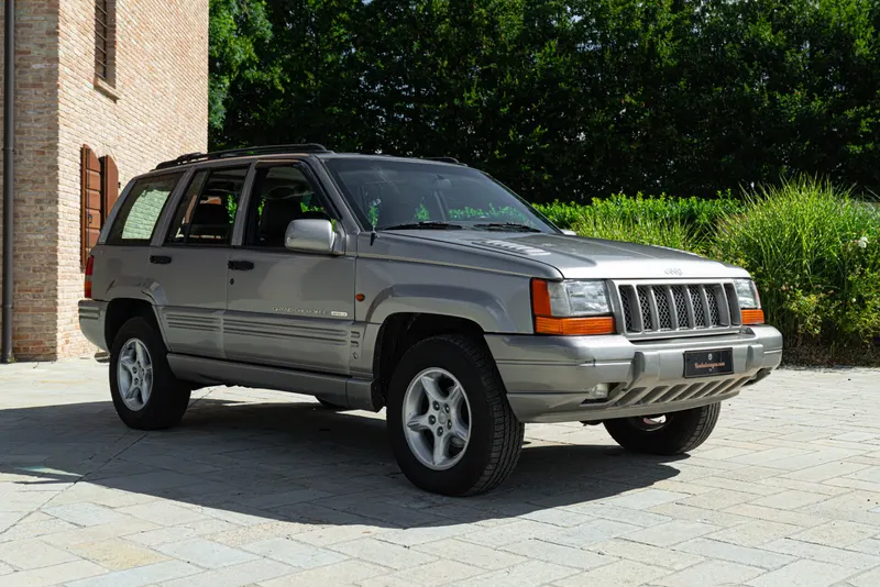 GRAND CHEROKEE LIMITED LX 5.9 V8 2