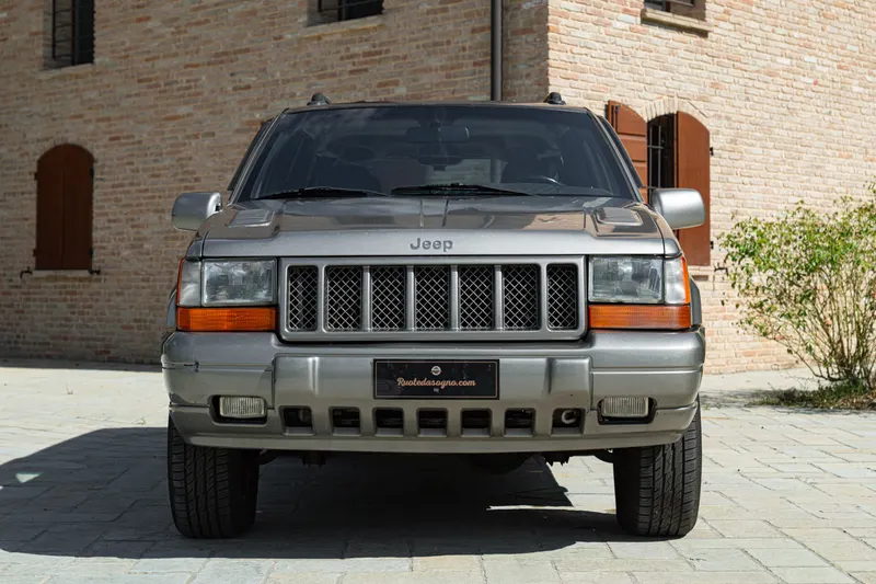 GRAND CHEROKEE LIMITED LX 5.9 V8 3