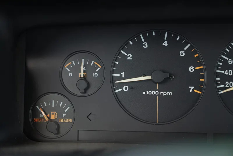 GRAND CHEROKEE LIMITED LX 5.9 V8 46