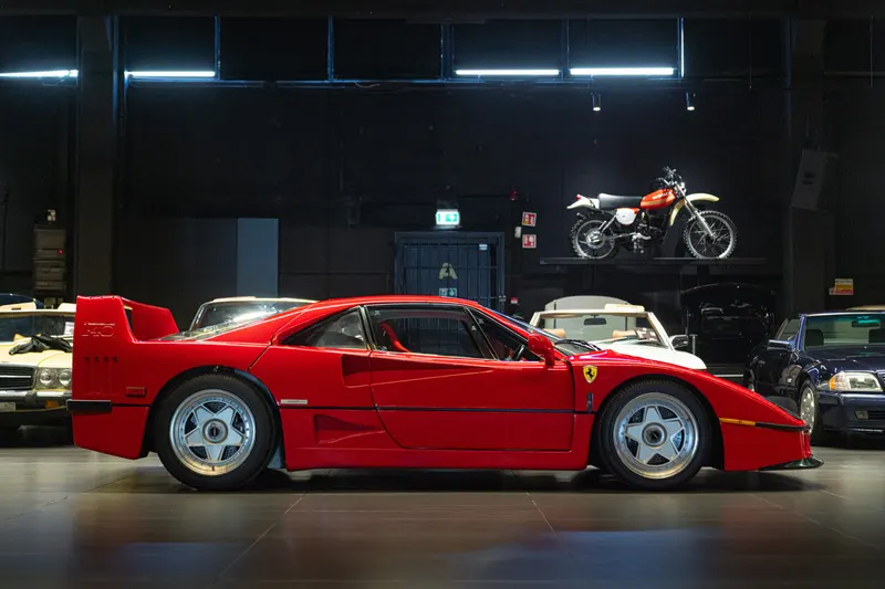 Ferrari F40 5