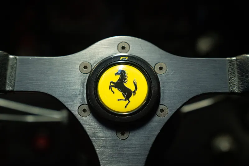Ferrari F40 36