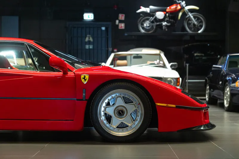 Ferrari F40 20