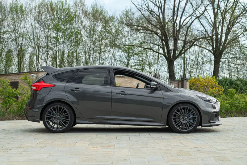 Ford FOCUS RS VR46 5