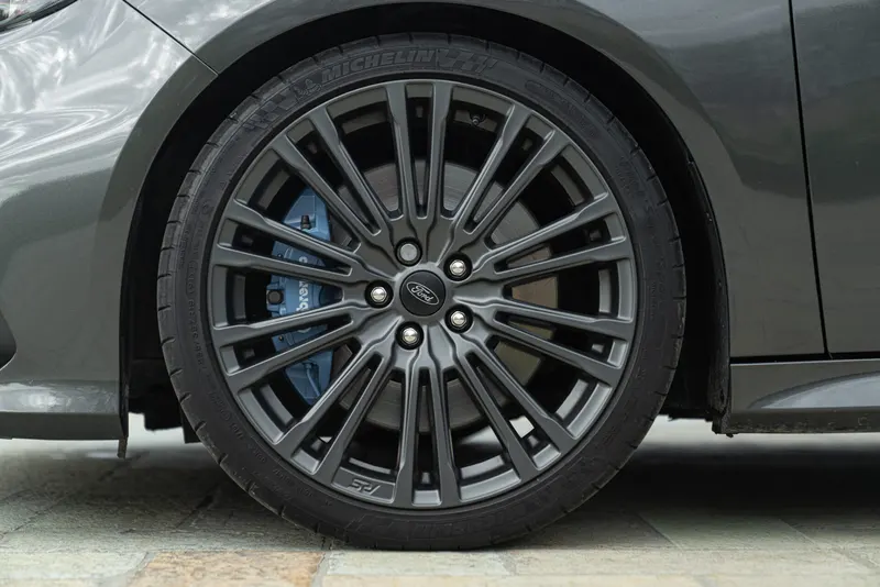 Ford FOCUS RS VR46 10