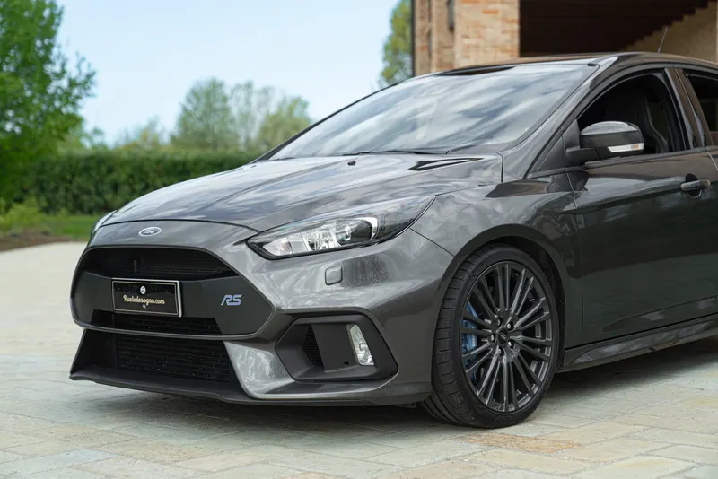 Ford FOCUS RS VR46 18