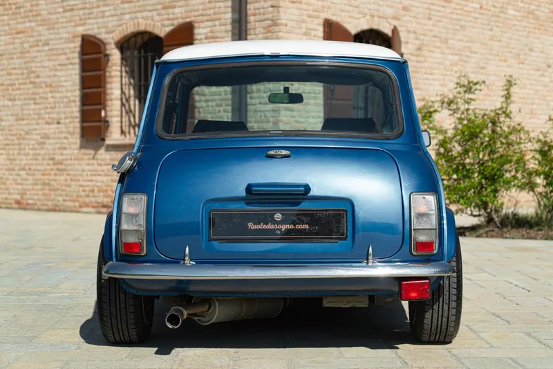 MINI COOPER 8
