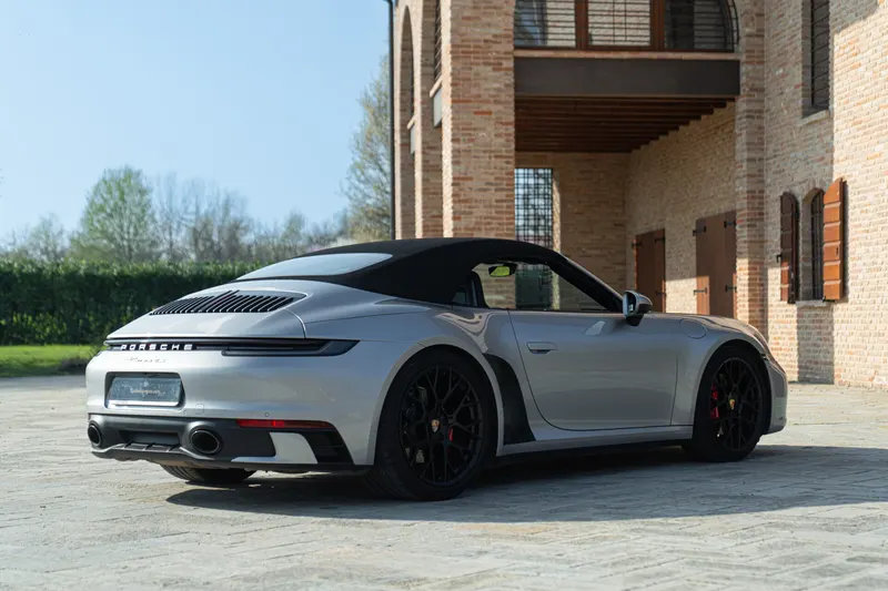 Porsche 992 (911) 4S CABRIOLET 9