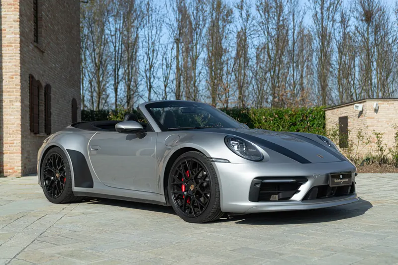 Porsche 992 (911) 4S CABRIOLET 2