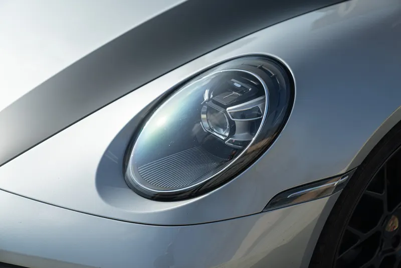 Porsche 992 (911) 4S CABRIOLET 35