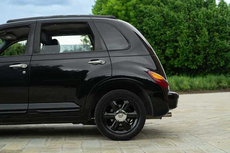 PT CRUISER 19