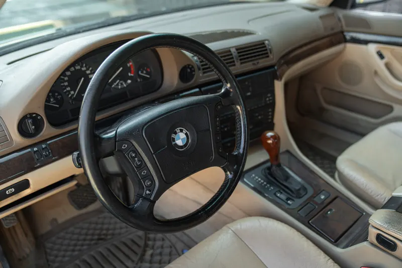 BMW 725 TDS 36