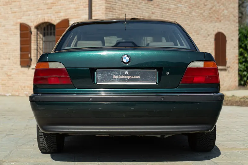 BMW 725 TDS 8