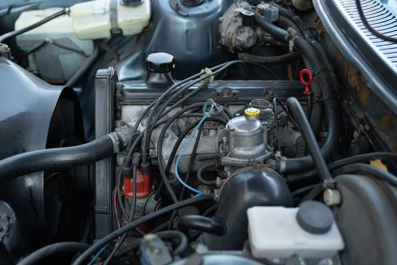 Volvo 244 GL 2.3L 57