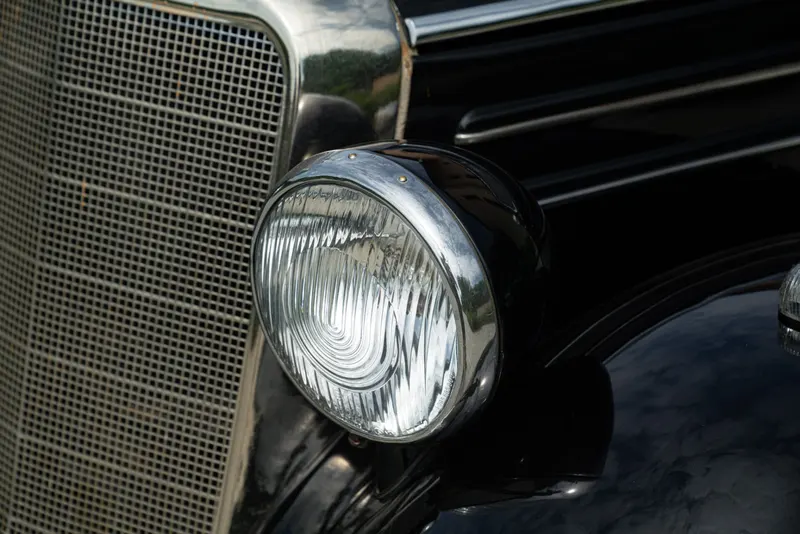 Mercedes-Benz 170 S 12