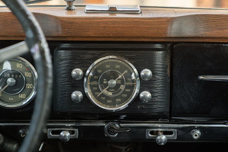 Mercedes-Benz 170 S 44