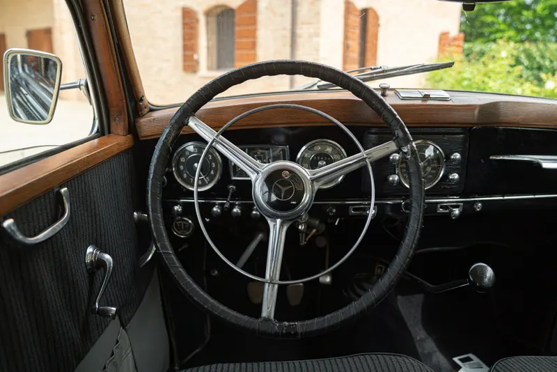 Mercedes-Benz 170 S 53