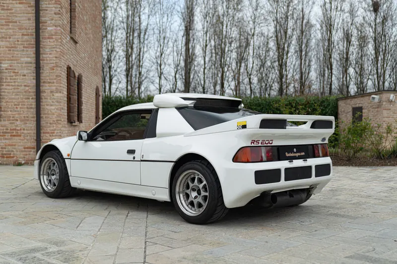 Ford RS 200 9