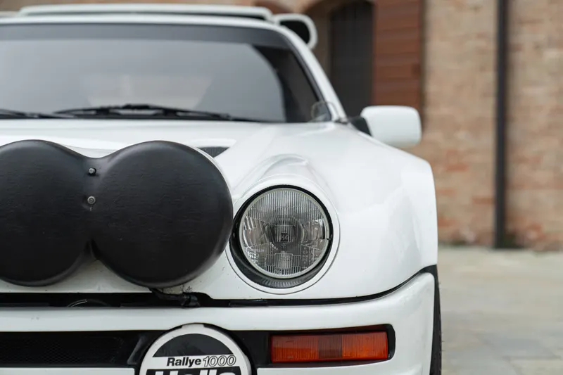 Ford RS 200 12