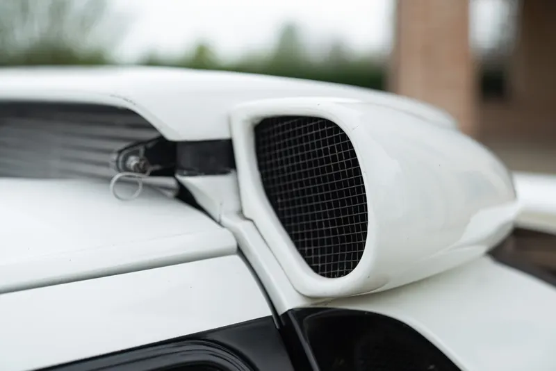 Ford RS 200 33