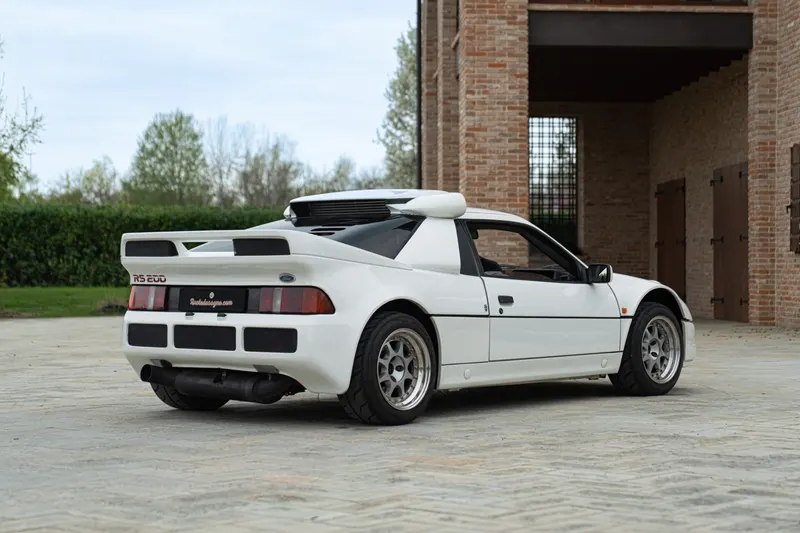 Ford RS 200 8