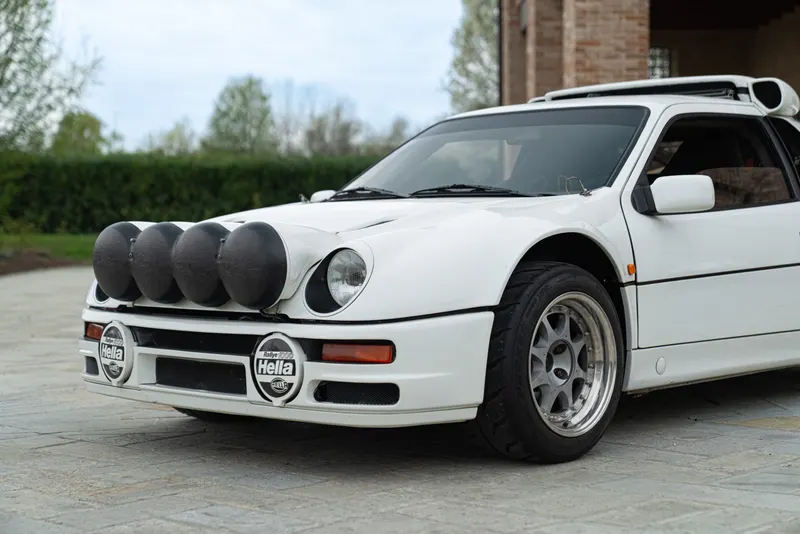Ford RS 200 16