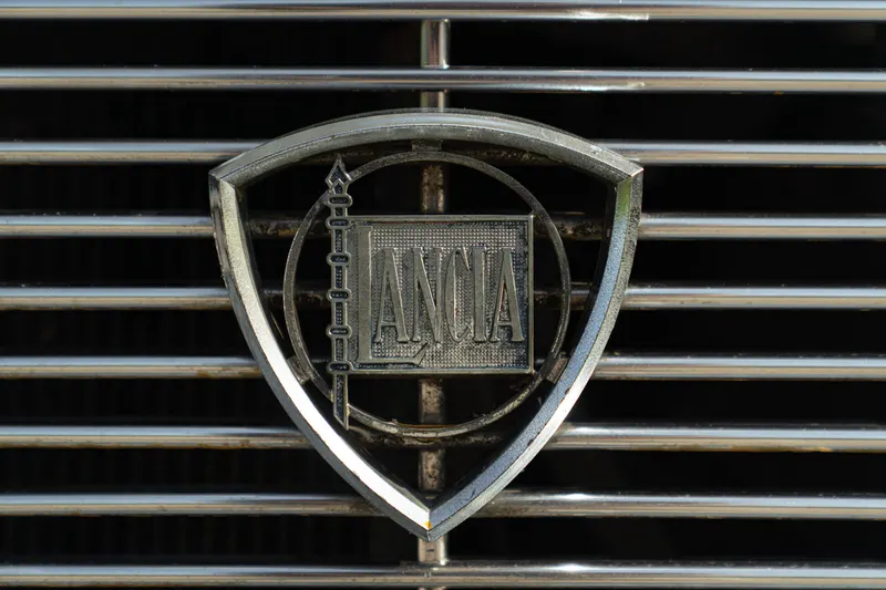 Lancia FULVIA 2C BERLINA 23