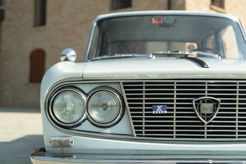 Lancia FULVIA 2C BERLINA 14
