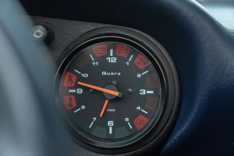 Porsche 964 (911) CARRERA 2 CABRIOLET “RUBYSTONE RED” 69