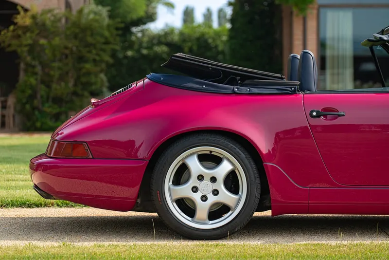 Porsche 964 (911) CARRERA 2 CABRIOLET “RUBYSTONE RED” 34