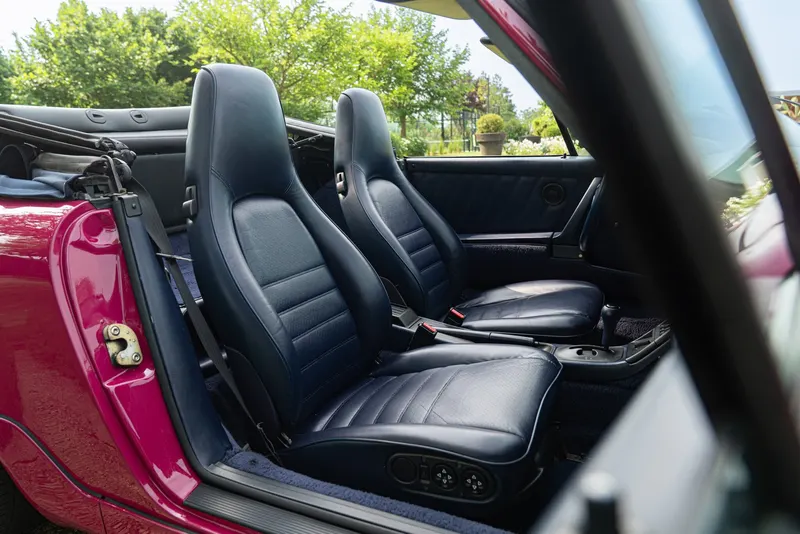 Porsche 964 (911) CARRERA 2 CABRIOLET “RUBYSTONE RED” 51