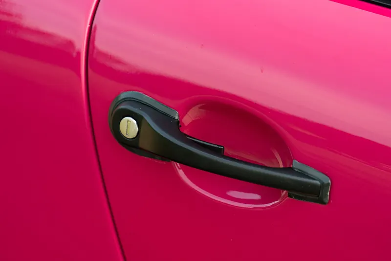 Porsche 964 (911) CARRERA 2 CABRIOLET “RUBYSTONE RED” 39