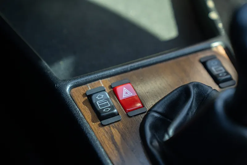 Mercedes-Benz 190 E 45