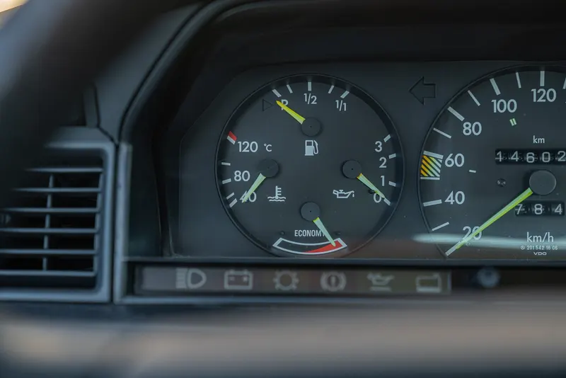 Mercedes-Benz 190 E 51