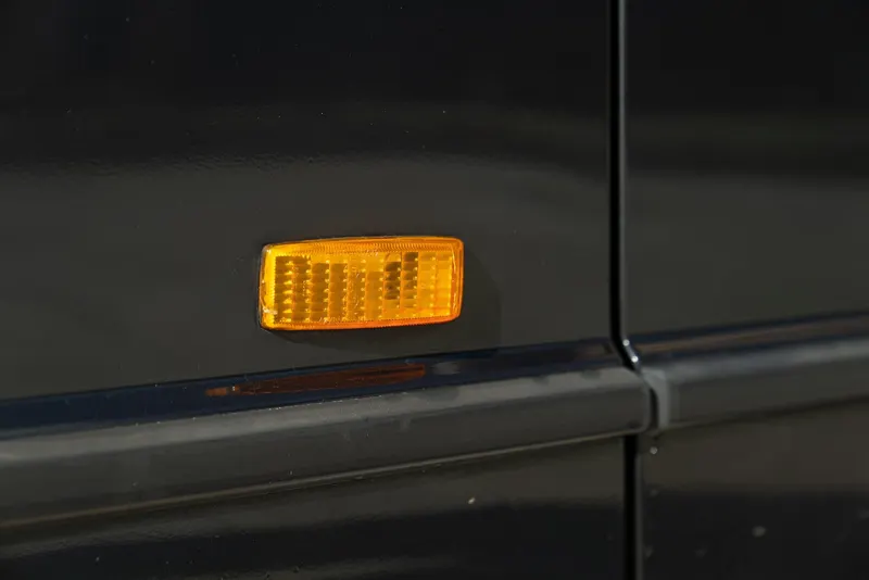 Mercedes-Benz 190 E 15