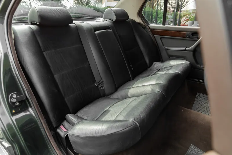 BMW 750 il 25