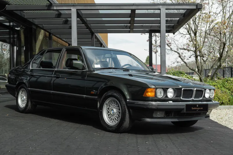 BMW 750 il 2