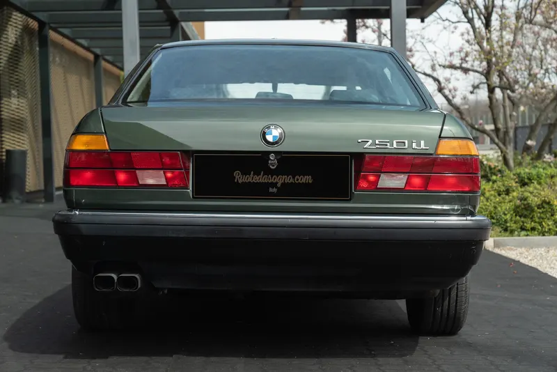 BMW 750 il 7