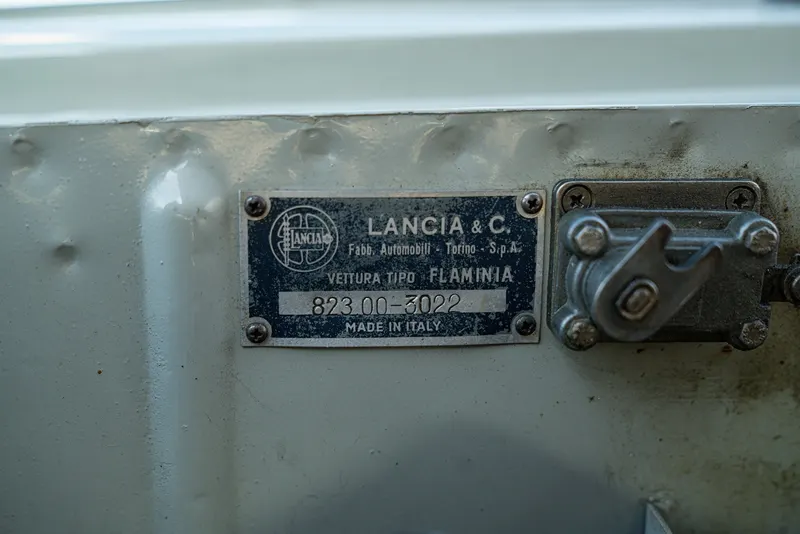 Lancia Flaminia Coupé Pininfarina 77