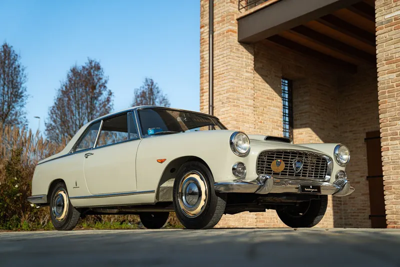 Lancia Flaminia Coupé Pininfarina 9