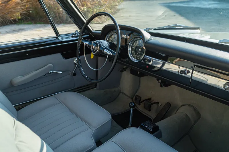 Lancia Flaminia Coupé Pininfarina 37
