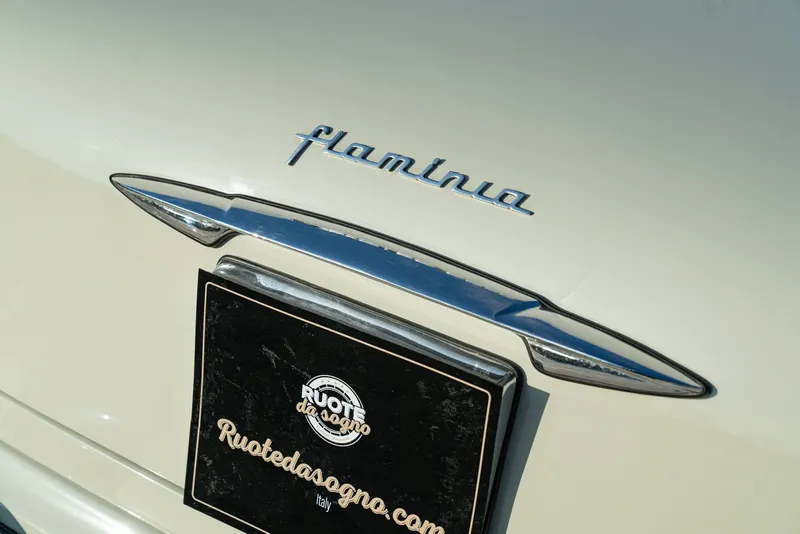 Lancia Flaminia Coupé Pininfarina 18
