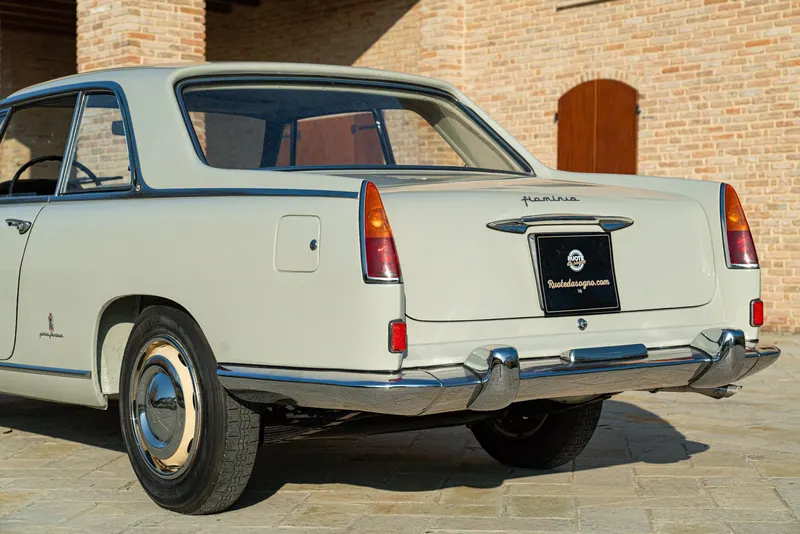 Lancia Flaminia Coupé Pininfarina 19