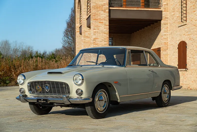 Lancia Flaminia Coupé Pininfarina 84