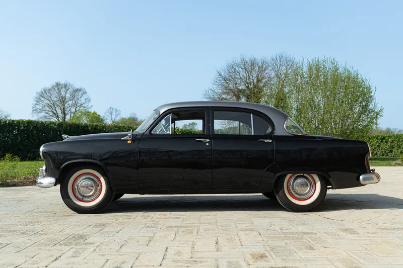Dodge V-EIGHT 5